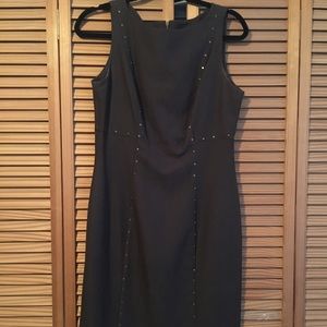 Women’s sleeveless dress brown w tiny studs